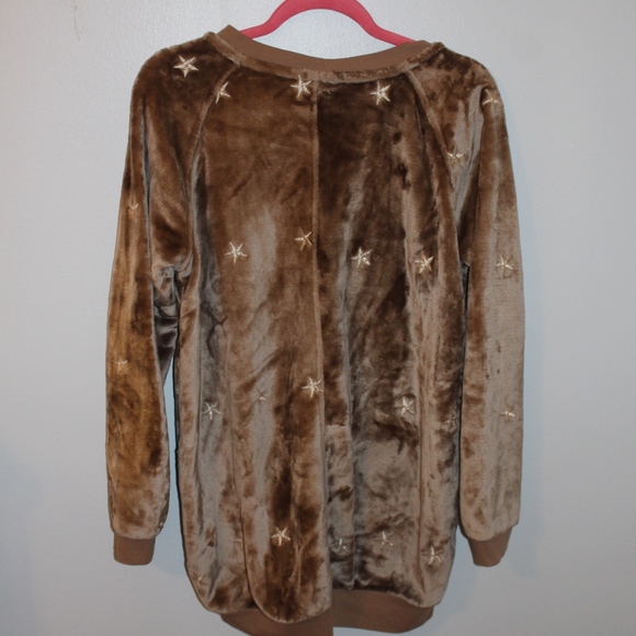 STAR sweatshirt - Picture 5 of 5